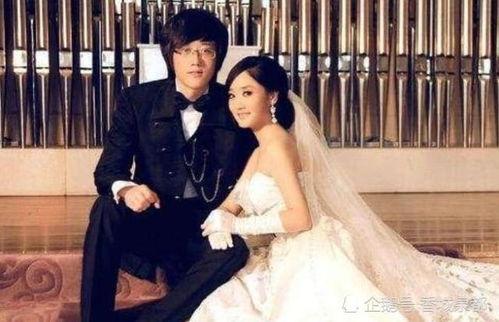 凤凰传奇玲花吃瓜,揭秘凤凰传奇背后的娱乐风云